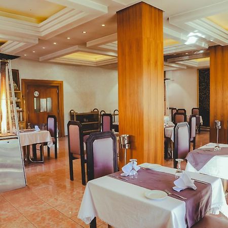 Hotel Perce Neige Ifrane  Buitenkant foto