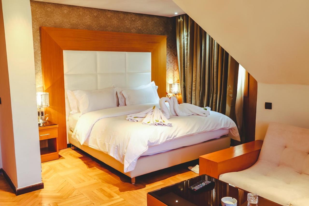 Hotel Perce Neige Ifrane  Buitenkant foto