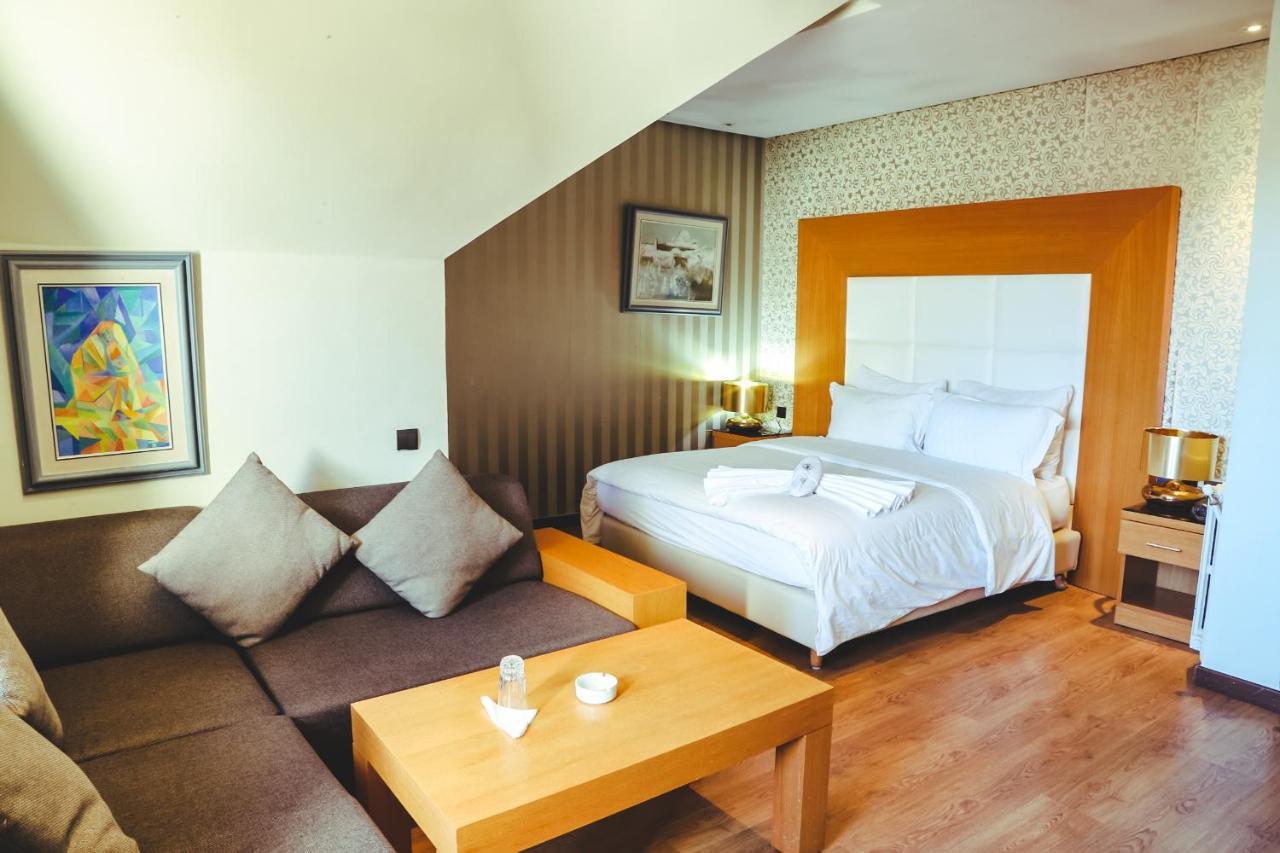Hotel Perce Neige Ifrane  Buitenkant foto