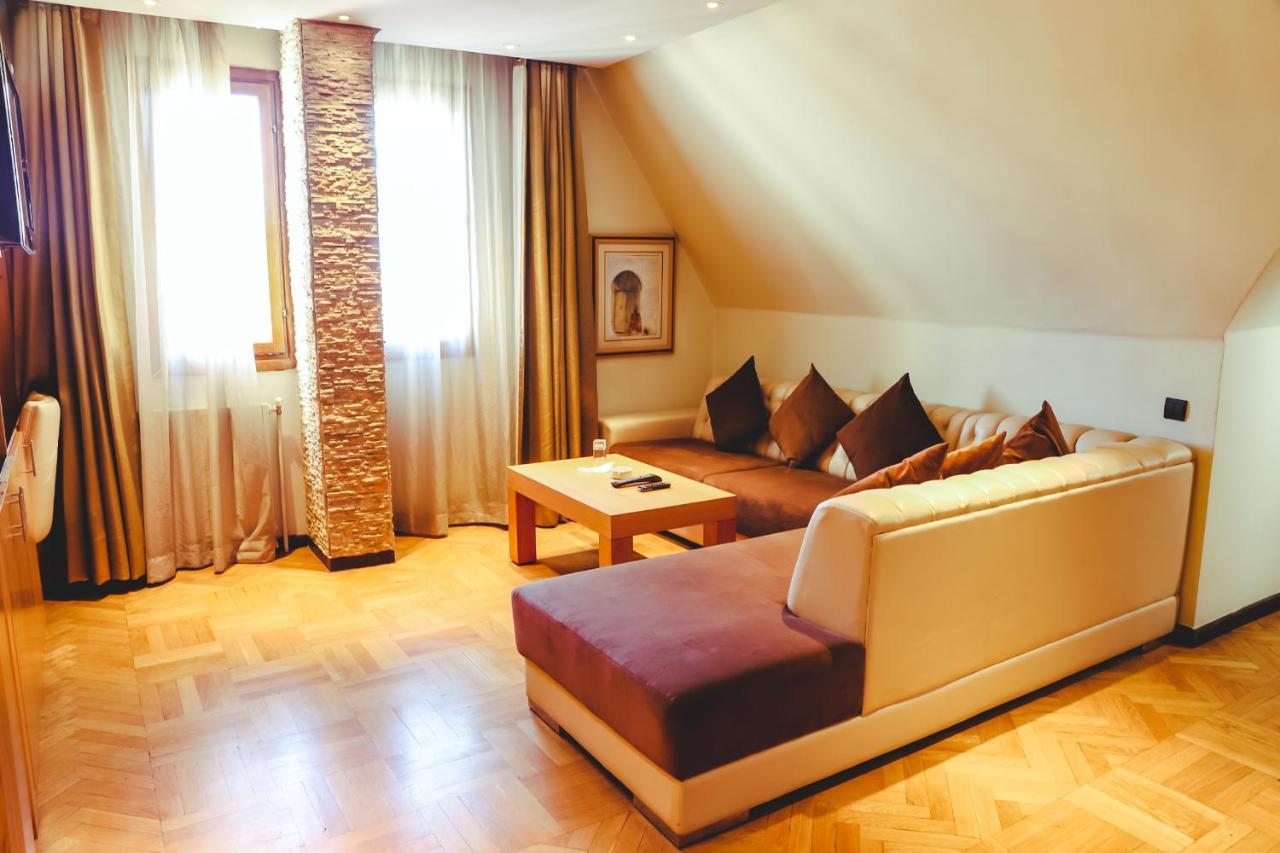 Hotel Perce Neige Ifrane  Buitenkant foto