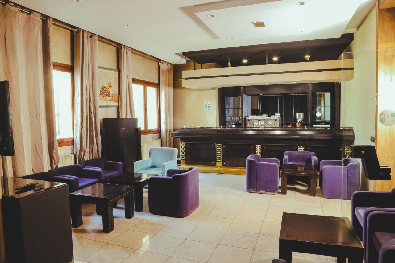 Hotel Perce Neige Ifrane  Buitenkant foto
