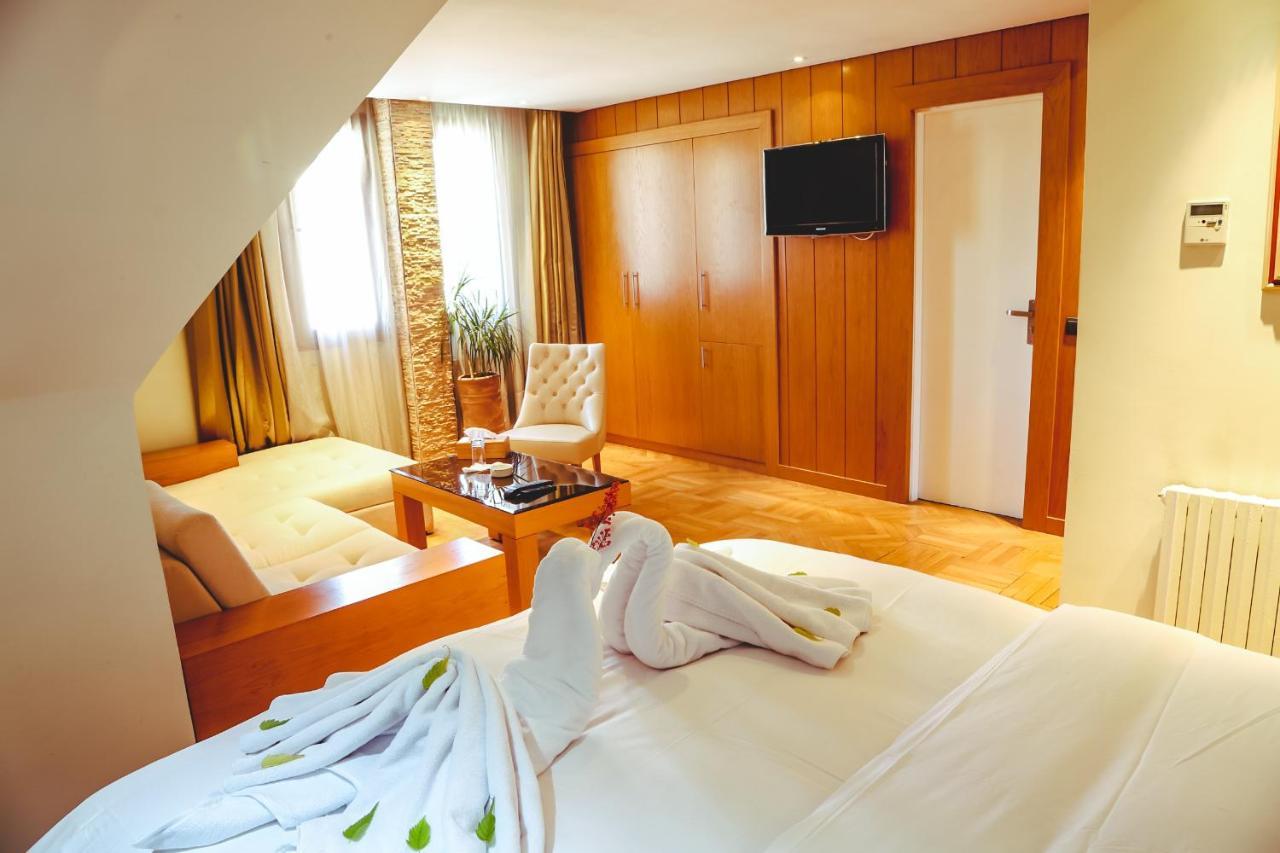 Hotel Perce Neige Ifrane  Buitenkant foto
