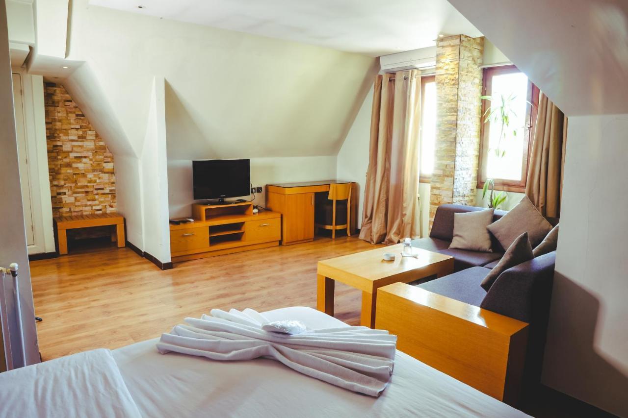 Hotel Perce Neige Ifrane  Buitenkant foto