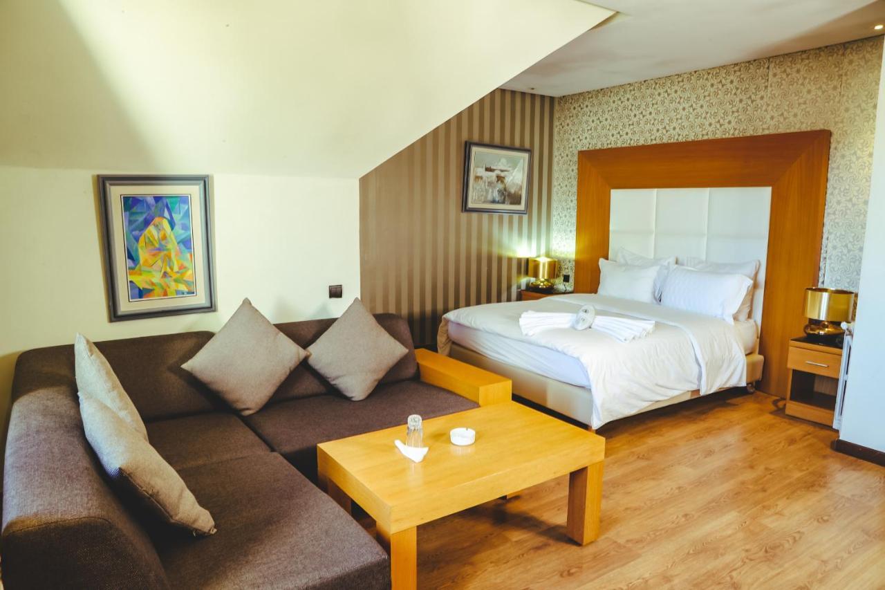 Hotel Perce Neige Ifrane  Buitenkant foto